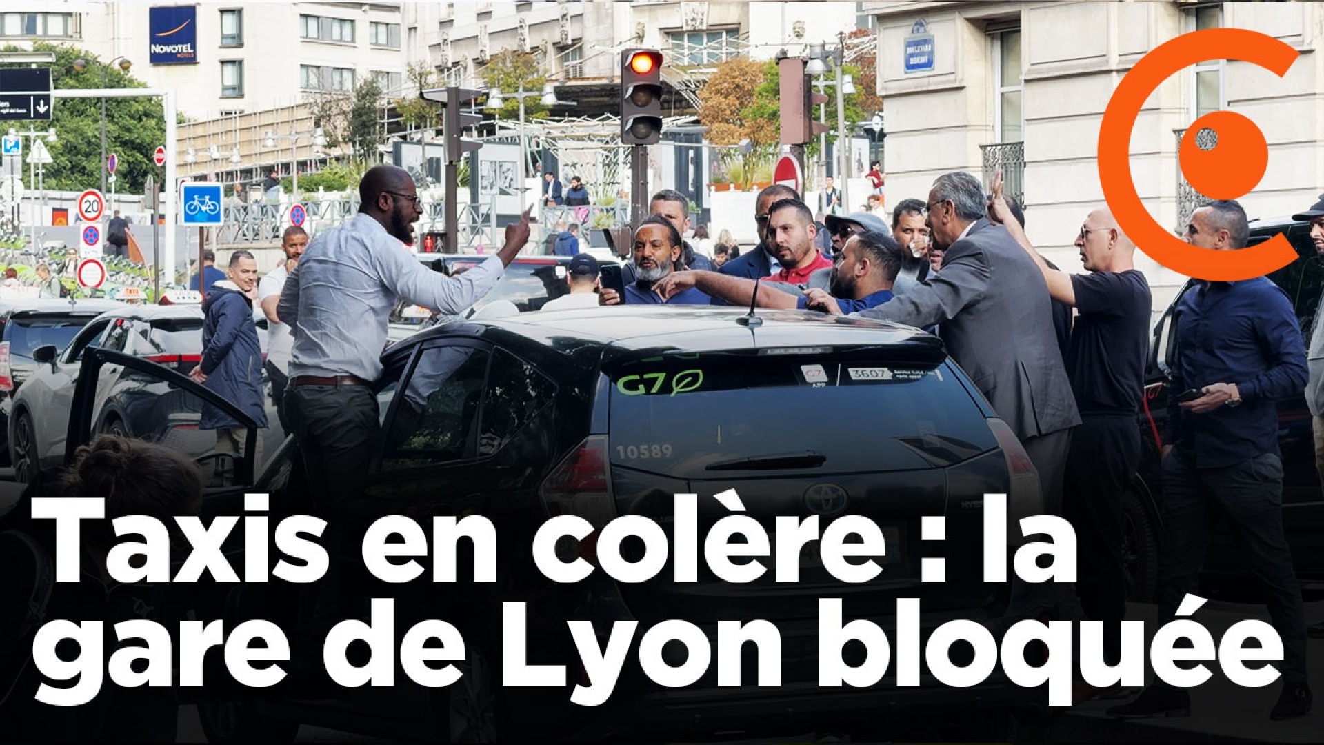 Taxi strike: access to Gare de Lyon blocked