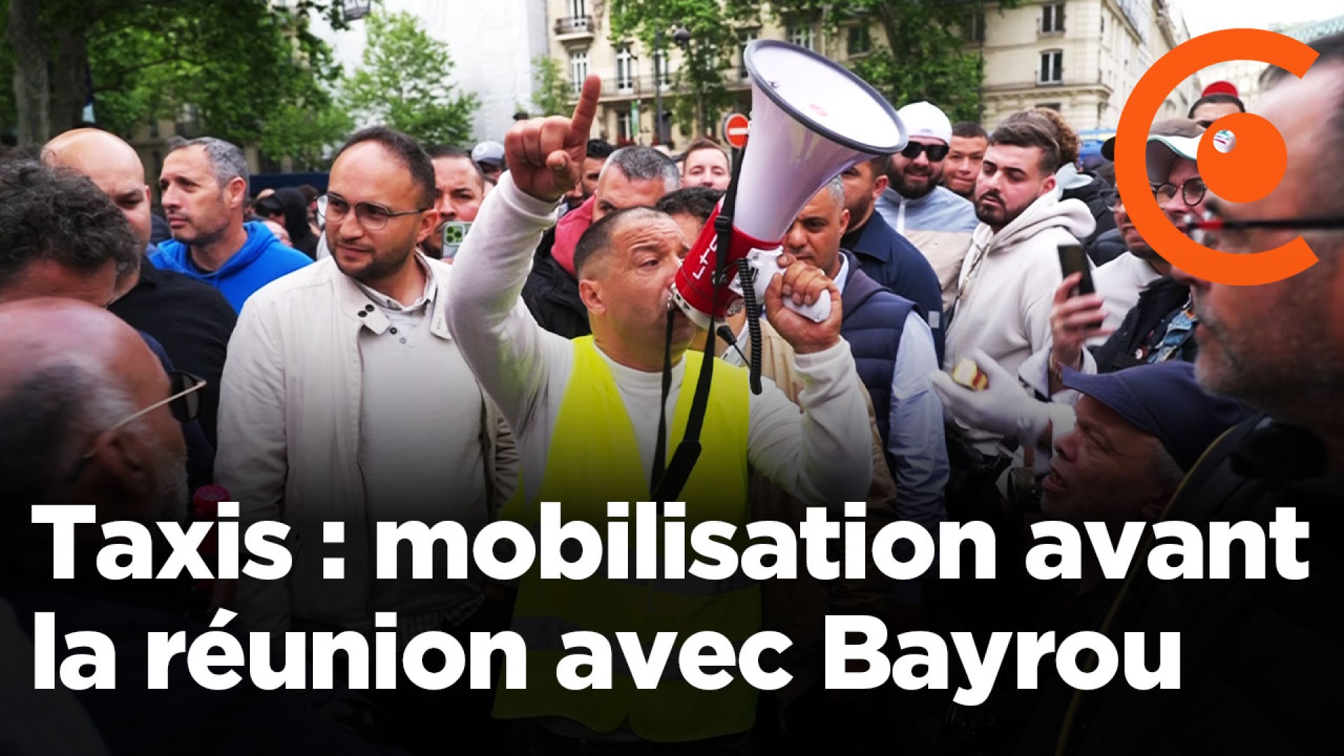 Taxis put pressure before meeting with Bayrou