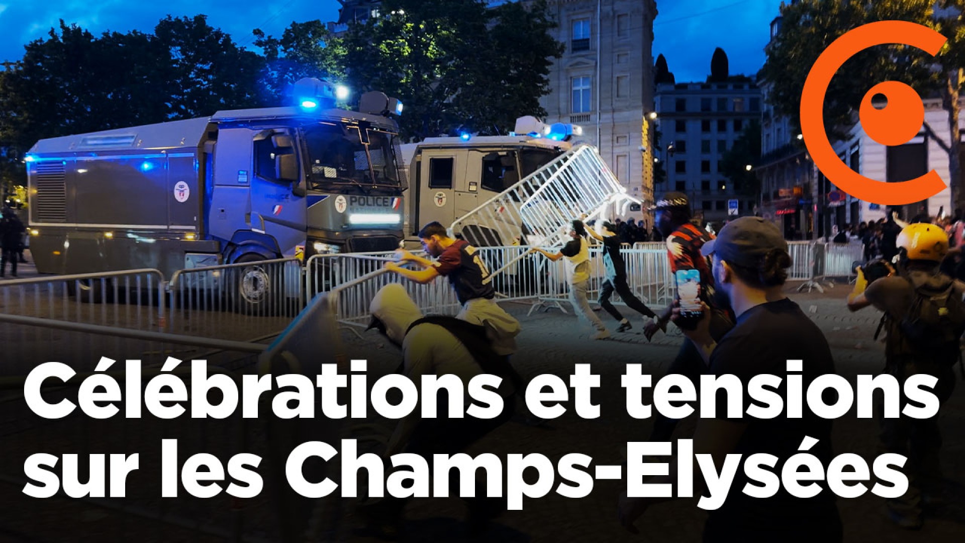 PSG : célébrations et tensions sur les Champs-Elysées