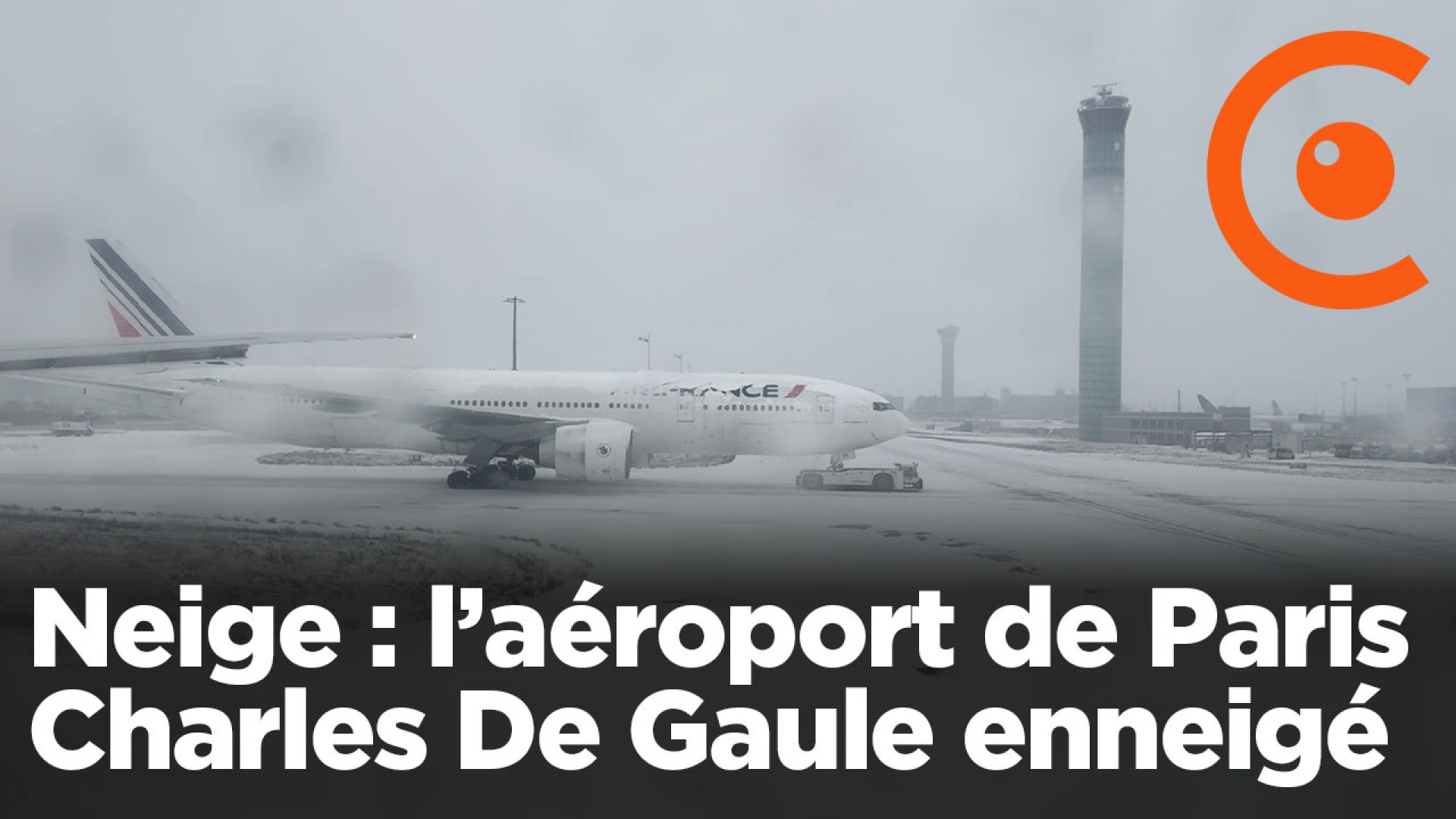 Neige : images à l’aéroport Charles de Gaule enneigé