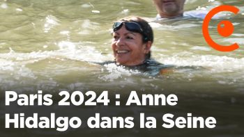 JO 2024 : Anne Hidalgo se baigne dans la Seine