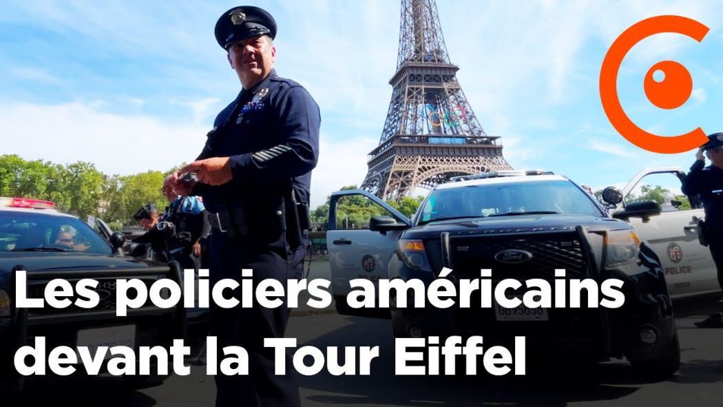 JO Paris 2024: American police officers in front of the Eiffel Tower