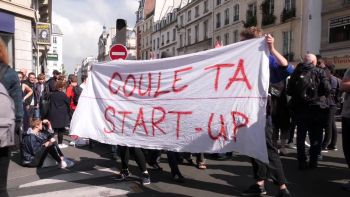 Manifestants contre Macron à La Sorbonne