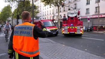 Very violent apartment fire in the north of Paris