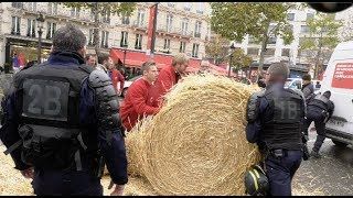 Farmers: Champs-Élysées blockage