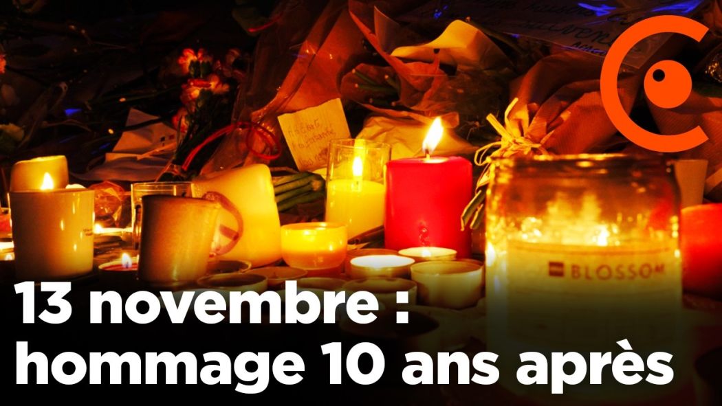 Hommage aux victimes des attentats du 13 novembre 2015 à Paris sur la Place de la République