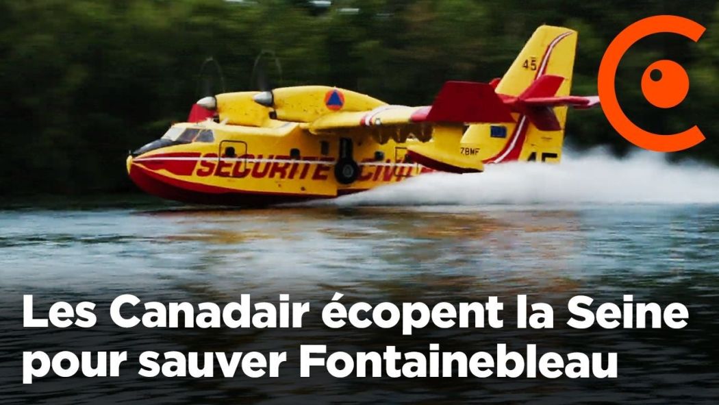 Ravitaillement des Canadairs dans la Seine pour combattre l'incendie de la forêt de Fontainebleau
