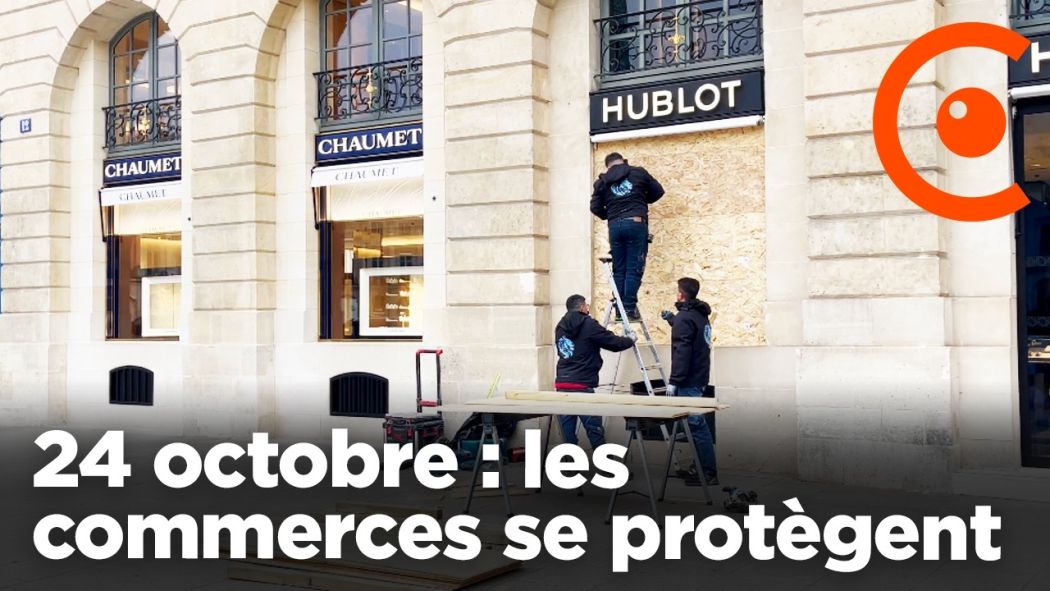 October 24: shops barricade themselves ahead of the demonstration