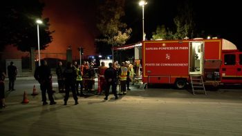 Warehouse fire at "La Plateforme du Bâtiment"