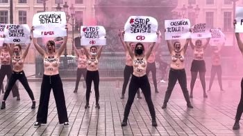 Pompiers accusés de viol : action Femen au Ministère de la Justice 