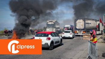  Retraites : 200 manifestants devant le dépôt pétrolier de Fos-sur-Mer 