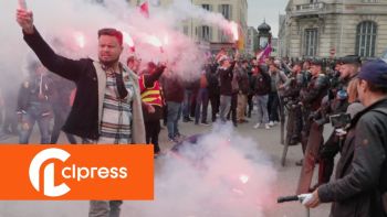 Chose France : manifestation contre la réforme des retraites 