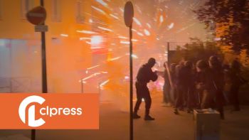 Émeutes à Paris : mortiers d'artifice et barricades dans le 20ème