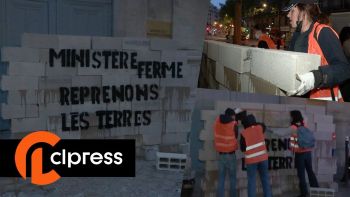 "Ministère fermé" : un mur de béton devant le Ministère de l'Écologie