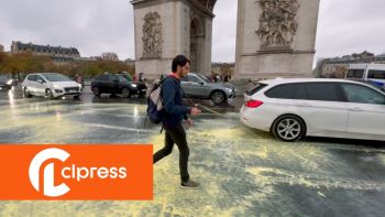 5 ans des "Gilets Jaunes" : de la peinture jaune sur les Champs-Élysées