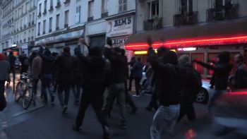 Manifestation sauvage contre le FN et Macron