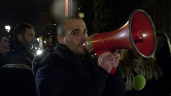 Gyros bleus Acte 1 : Les policiers en colère sur les Champs-Elysées 